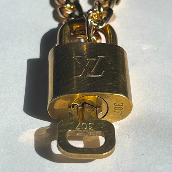 Authentic Louis Vuitton Lock & Key - Picture 6 of 6